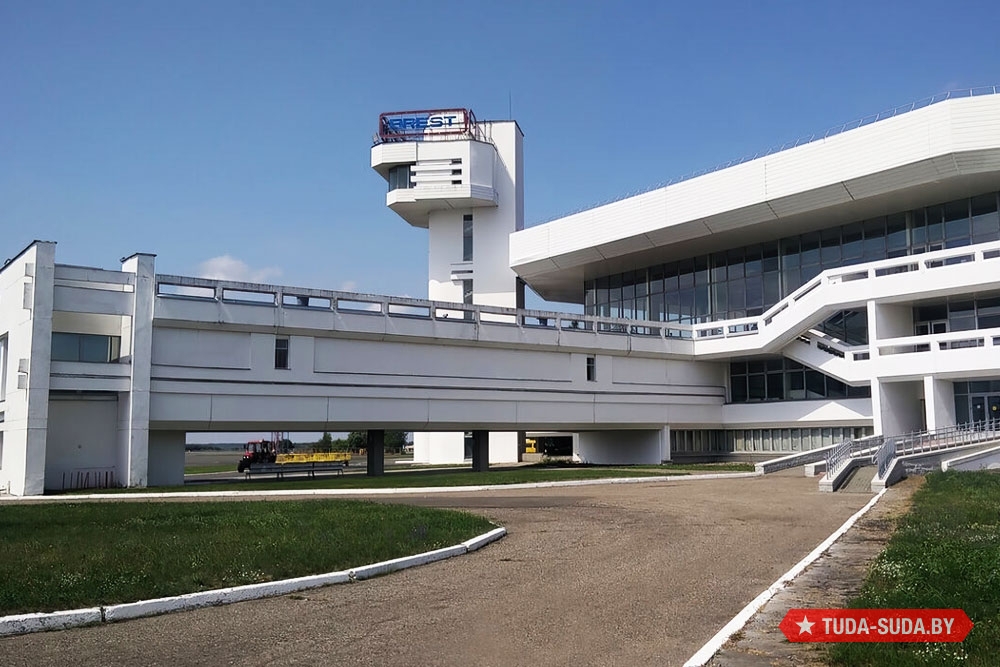 брест (аэропорт, белоруссия). аэропорт брест. аэропорт брест внутри. аэропорт брест фото. аэропорт брест.