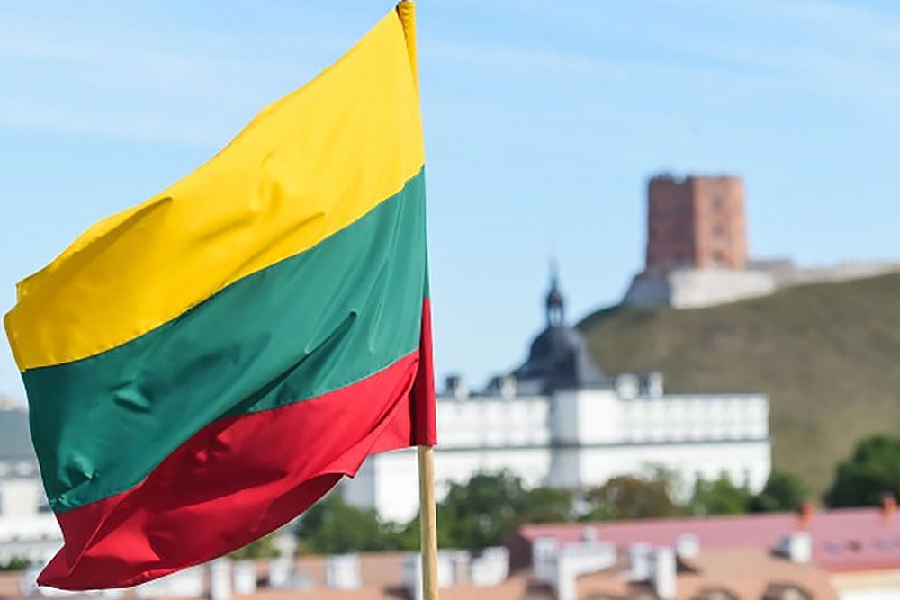 posolstvo-litvy-v-belarusi-priostanovilo-priyom-dokumentov-na-vizy