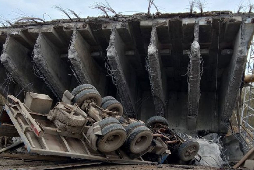 Обрушение моста в Вязьме