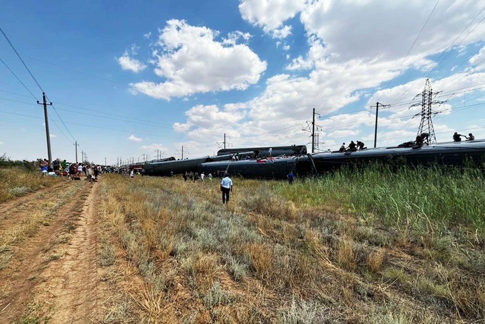 Пассажирский поезд сошёл с рельсов в Волгоградской области ЧП в Волгоградской области
