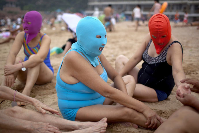 В Китае изобрели купальник для лица