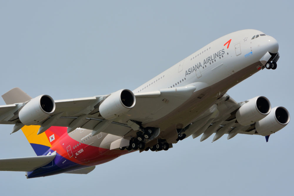 Авиакомпания Asiana Airlines