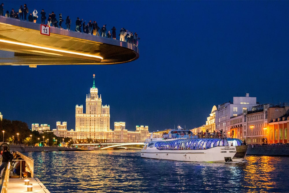 Как проходит круиз Речная прогулка с ужином